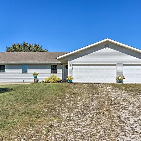 Missouri Getaway With Pasture Views And Patio! Vila